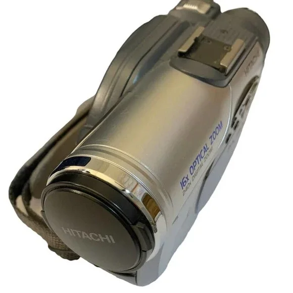 【7/19まで！】HITACHI DVD CAM メガピクセルCCD 240倍 Vintage Collectible HITACHI DVD CAM 16X Optical Zoom 240X